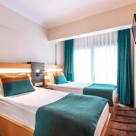 Ilayda Hotel 2*