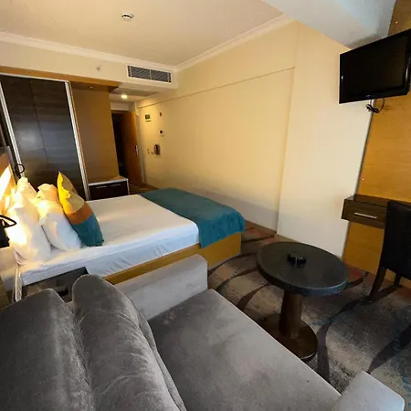 Otel Ilayda 2*